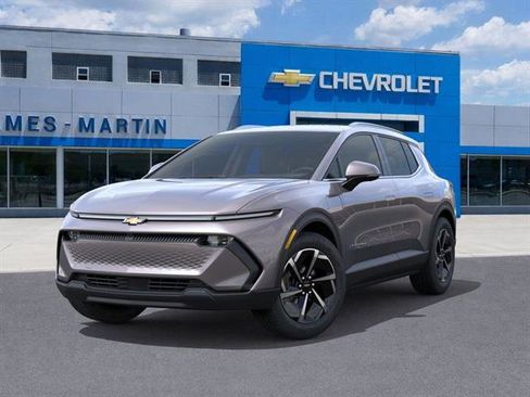 New 2026 Chevrolet Equinox EV LT image 6