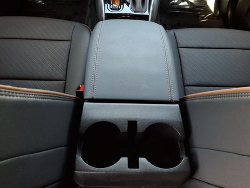 Used 2024 GMC Canyon AT4 w/ AT4 Premium Package image 33