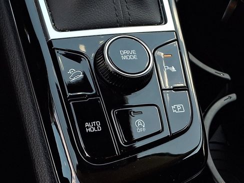 Certified 2023 Kia Sportage EX FWD image 25