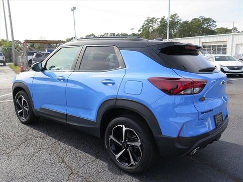 Used 2023 Chevrolet TrailBlazer RS w/ Convenience Package image 5