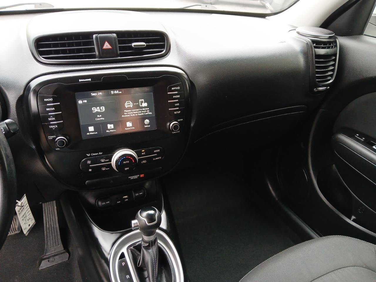 Used 2019 Kia Soul + FWD image 19