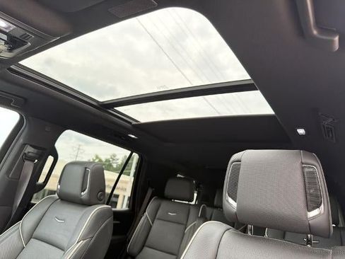 Used 2025 Cadillac Escalade Premium Luxury w/ Touring Package AWD/4WD image 36