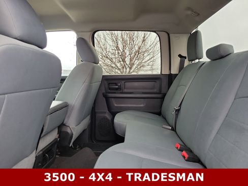 Used 2017 RAM 3500 Tradesman w/ Chrome Appearance Group AWD/4WD image 11