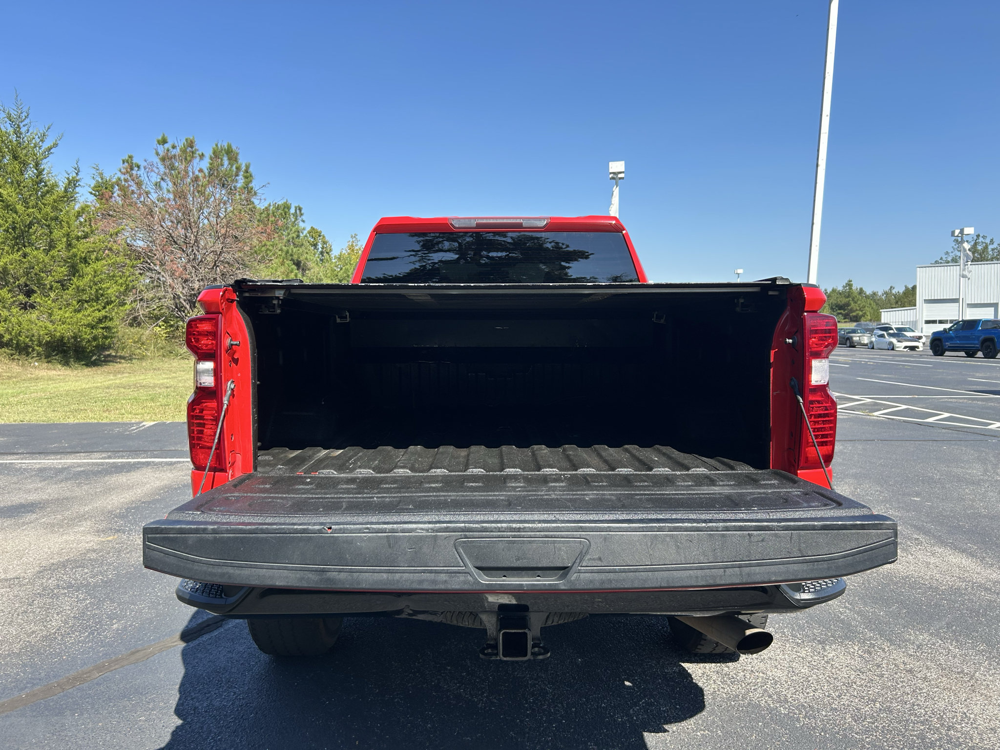 Used 2022 Chevrolet Silverado 2500 Custom w/ Custom Value Package AWD/4WD image 23
