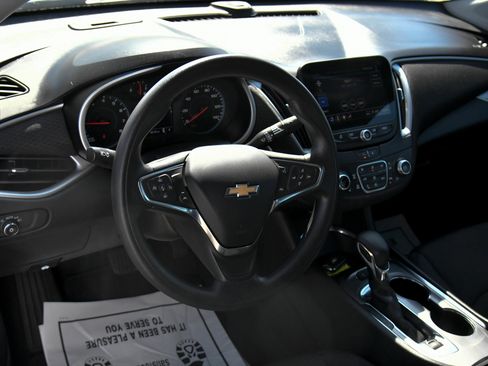 Used 2024 Chevrolet Malibu LT FWD image 14