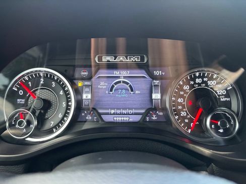 Used 2019 RAM 1500 Big Horn AWD/4WD image 36