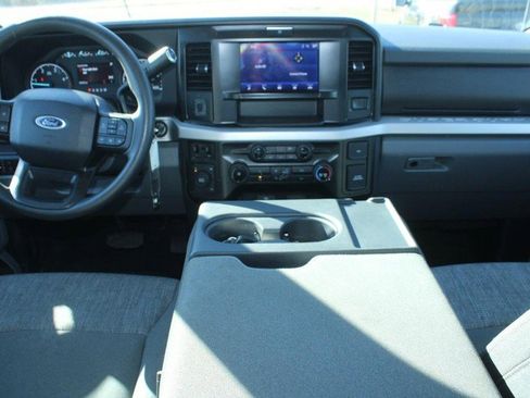 Used 2025 Ford F350 XLT image 10
