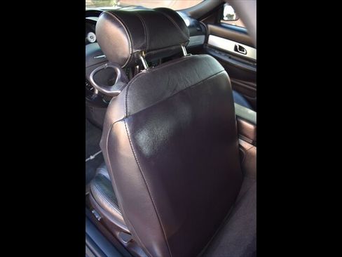 Used 2004 Ford Thunderbird RWD image 32