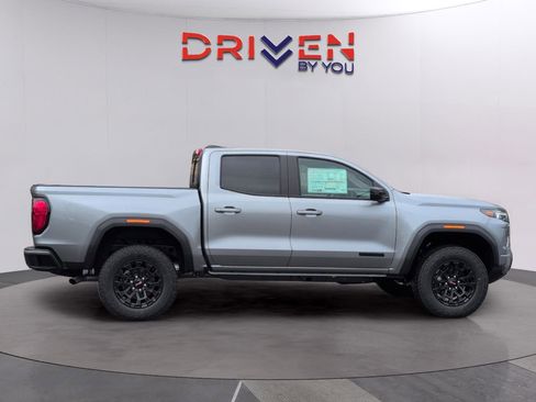 New 2026 GMC Canyon Elevation w/ Convenience Package image 7