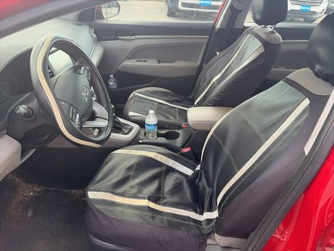 Used 2020 Hyundai Elantra SEL FWD image 16