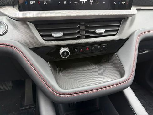 New 2026 Ford Explorer ST-Line w/ ST-Line Street Pack AWD/4WD image 21