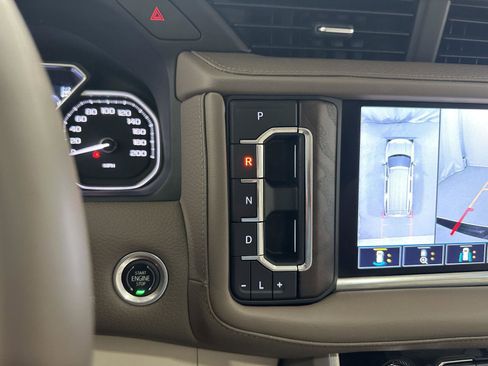 Used 2021 GMC Yukon Denali AWD/4WD image 13