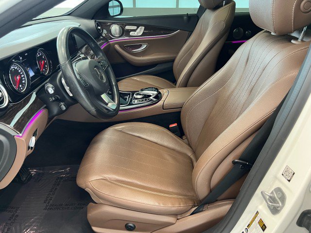 Used 2017 Mercedes-Benz E 300 4MATIC image 9