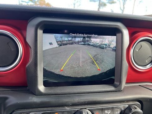 Used 2021 Jeep Wrangler Unlimited Rubicon image 36