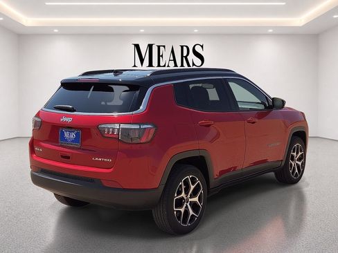 Used 2025 Jeep Compass Limited AWD/4WD image 5