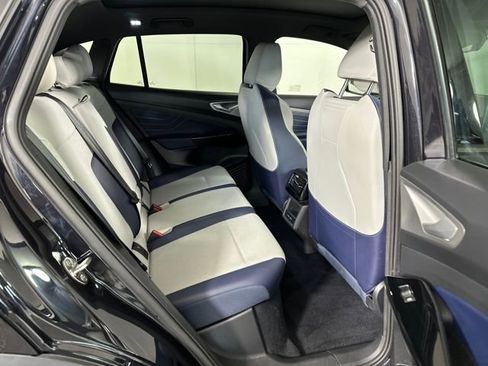 Used 2024 Volkswagen ID.4 Pro S image 27