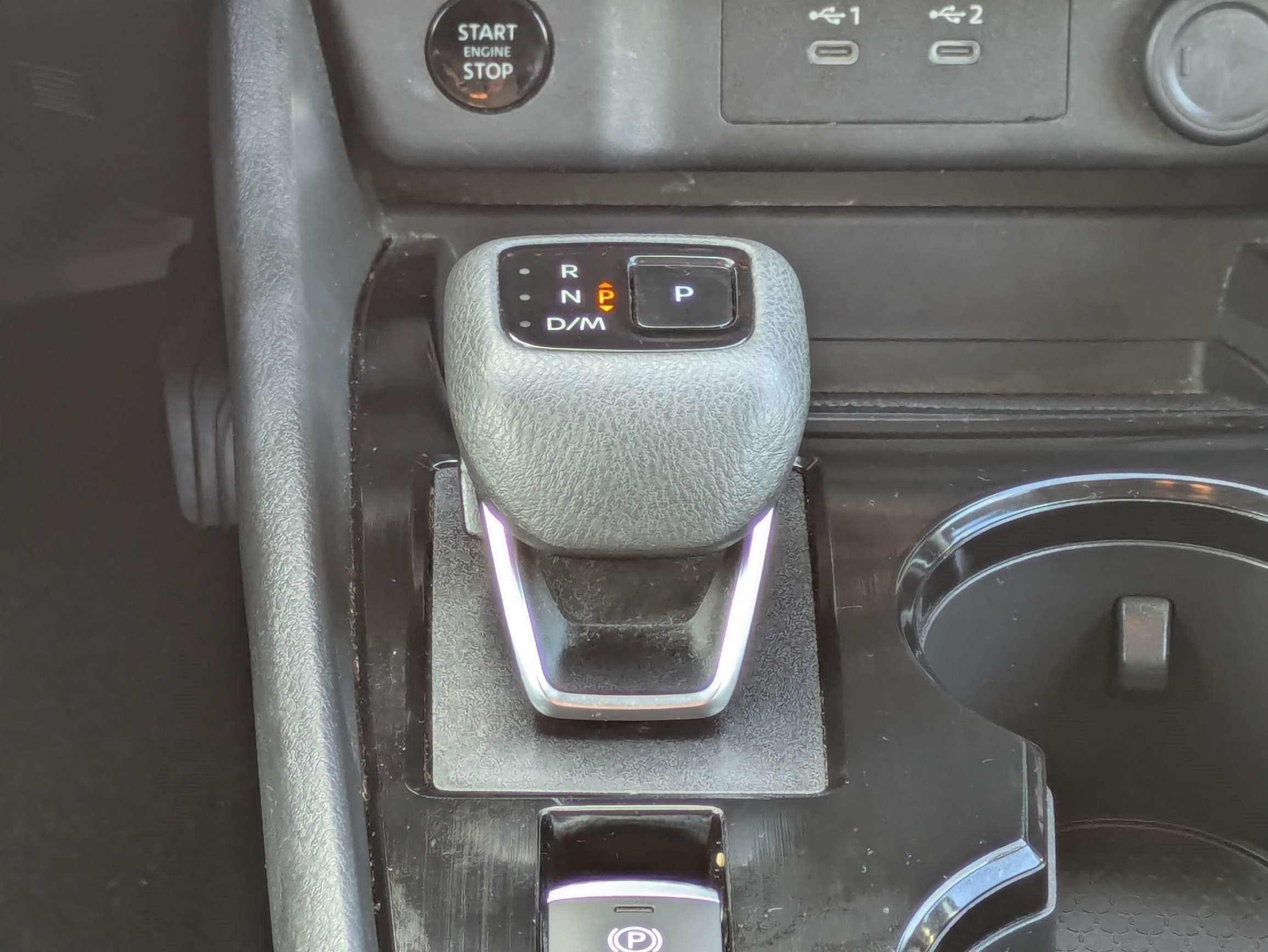 Used 2024 Nissan Rogue S FWD image 17