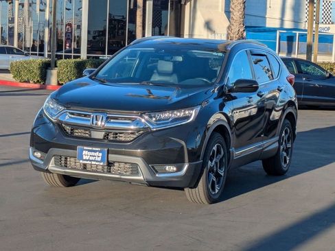 Used 2019 Honda CR-V Touring image 3