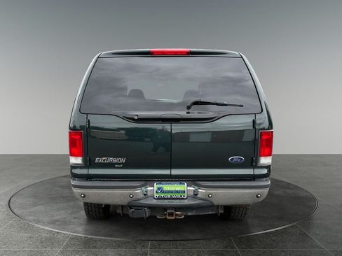 Used 2003 Ford Excursion XLT AWD/4WD image 8