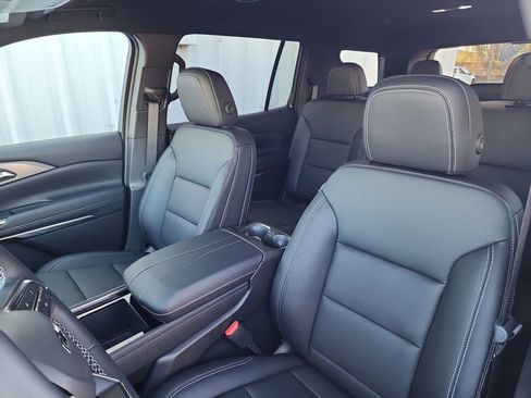 New 2026 Chevrolet Traverse LT w/ Midnight/Sport Edition image 14