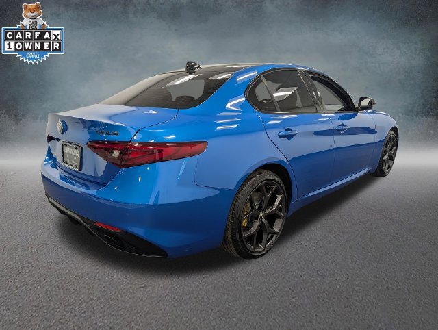 Used 2019 Alfa Romeo Giulia AWD w/ Quick Order Package 22J Sport image 4