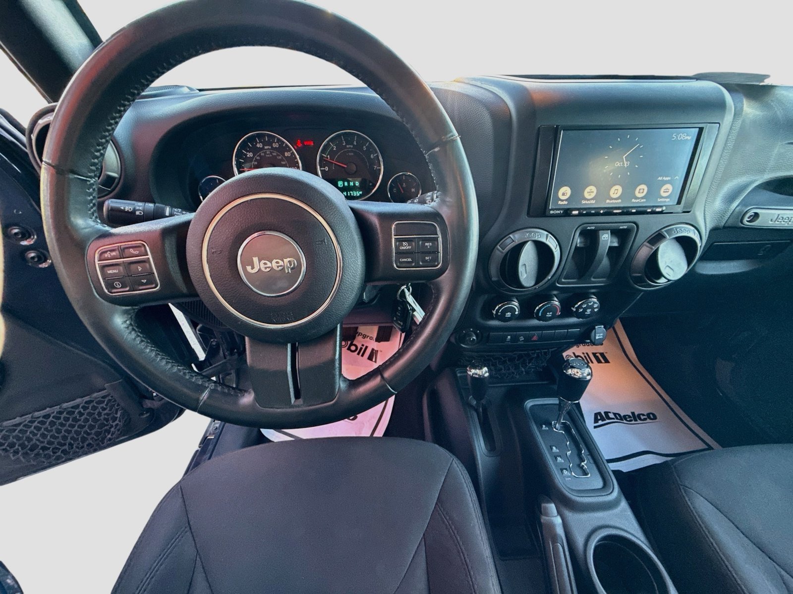 Used 2018 Jeep Wrangler Sport AWD/4WD image 16
