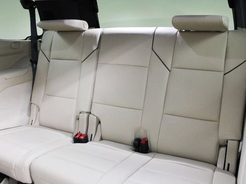 Used 2024 Cadillac Escalade Premium Luxury w/ LPO, Floor Liner Package AWD/4WD image 30