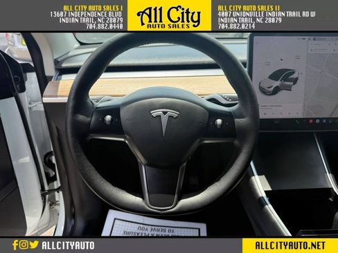 Used 2021 Tesla Model Y Long Range AWD/4WD image 30