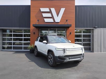 Used 2024 Rivian R1S Adventure