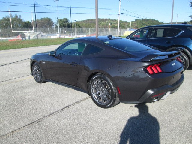Used 2024 Ford Mustang GT Premium w/ GT Performance Package RWD image 6