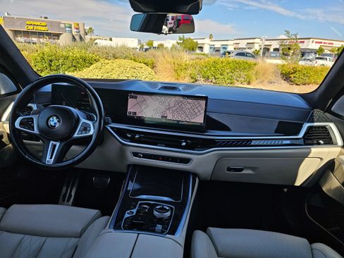 Used 2023 BMW X7 M60i w/ Executive Package AWD/4WD image 45