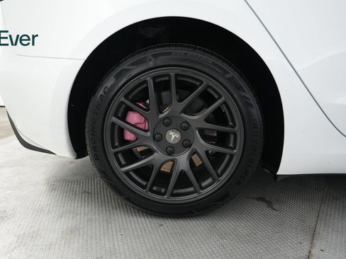 Used 2025 Tesla Model 3 Long Range RWD image 22