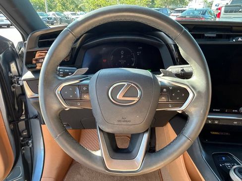 Used 2023 Lexus RZ 450e Premium w/ Technology Package AWD/4WD image 18