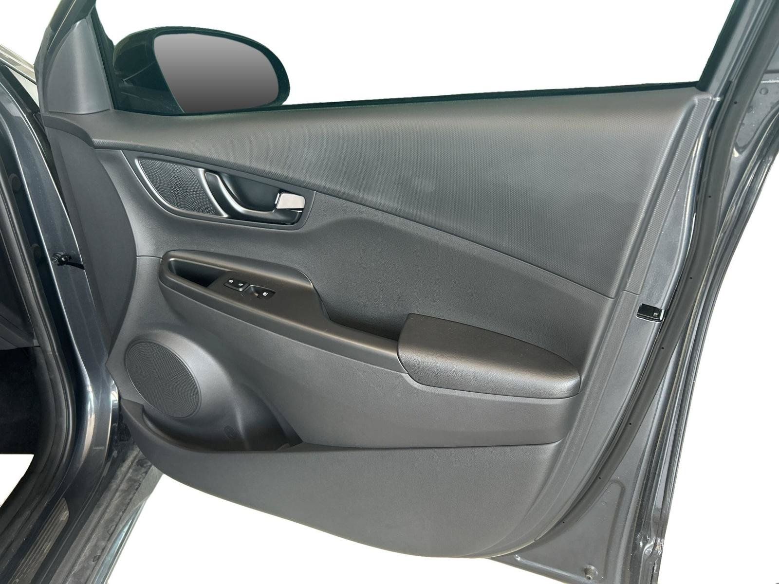 Used 2023 Hyundai Kona N Line w/ Cargo Package FWD image 7