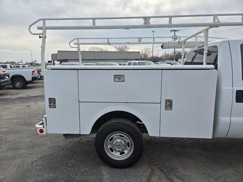 Used 2015 Ford F250 XL w/ Power Equipment Group image 12