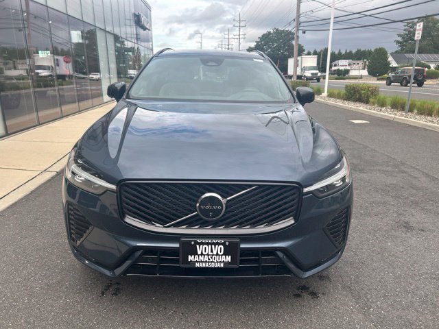 Certified 2026 Volvo XC60 B5 Plus AWD/4WD image 7
