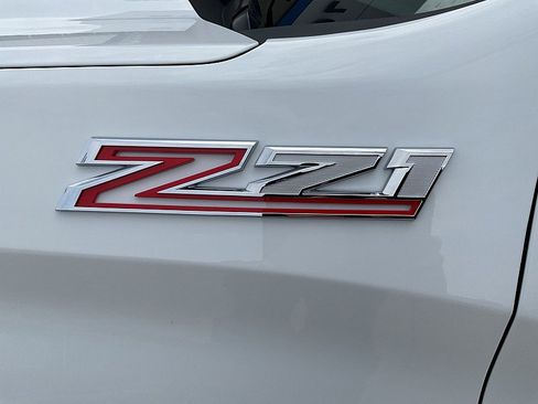 New 2026 Chevrolet Silverado 1500 LTZ w/ LTZ Premium Package image 9