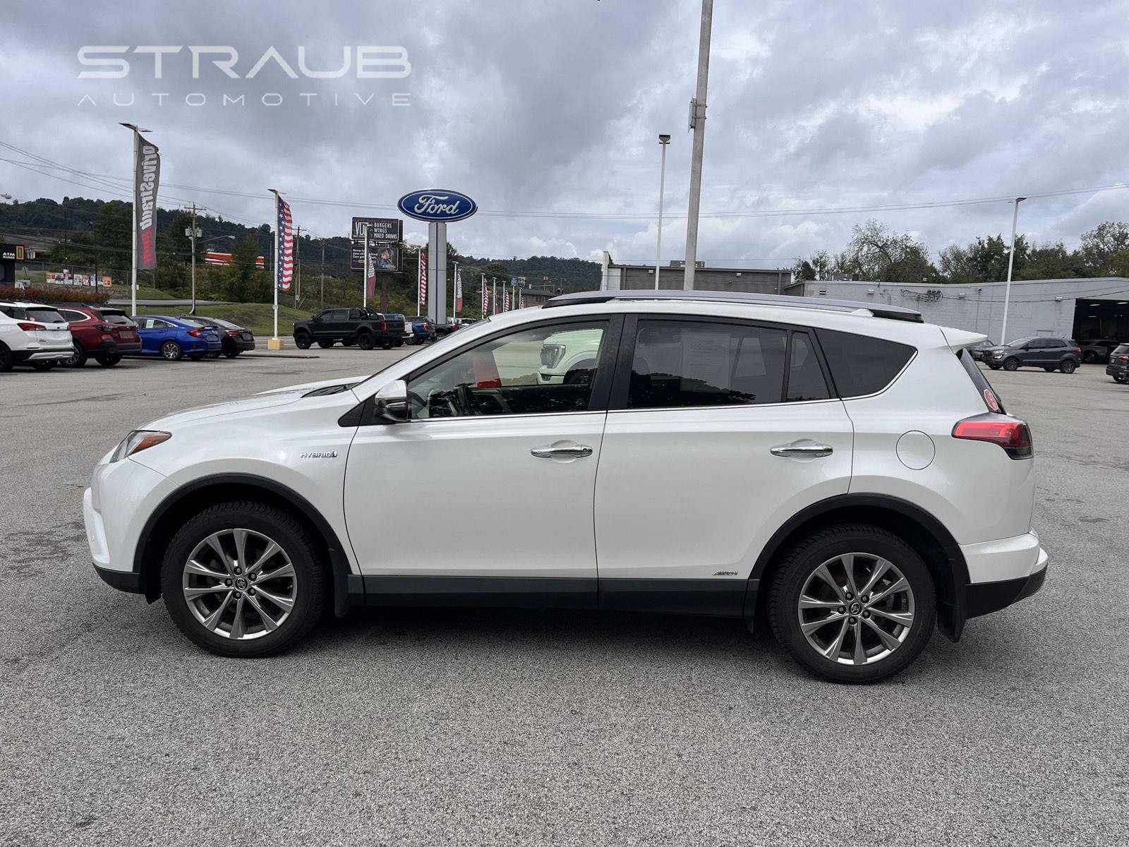 Used 2017 Toyota RAV4 Limited w/ All Weather Liner Package AWD/4WD image 5