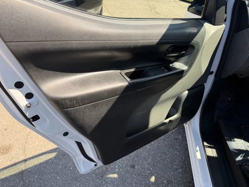 Used 2017 Chevrolet City Express LT FWD image 6