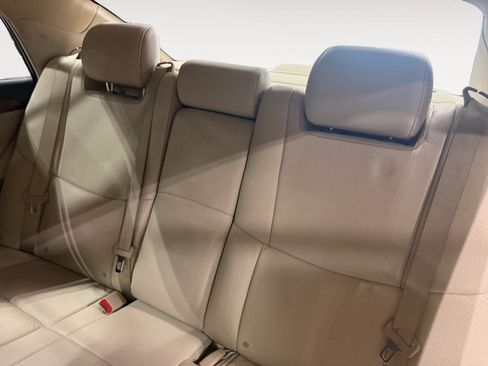 Used 2012 Toyota Avalon Limited FWD image 14
