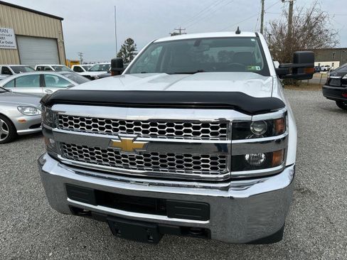 Used 2019 Chevrolet Silverado 2500 W/T w/ WT Convenience Package image 3