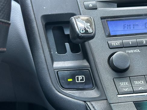 Used 2010 Lexus HS 250h image 18