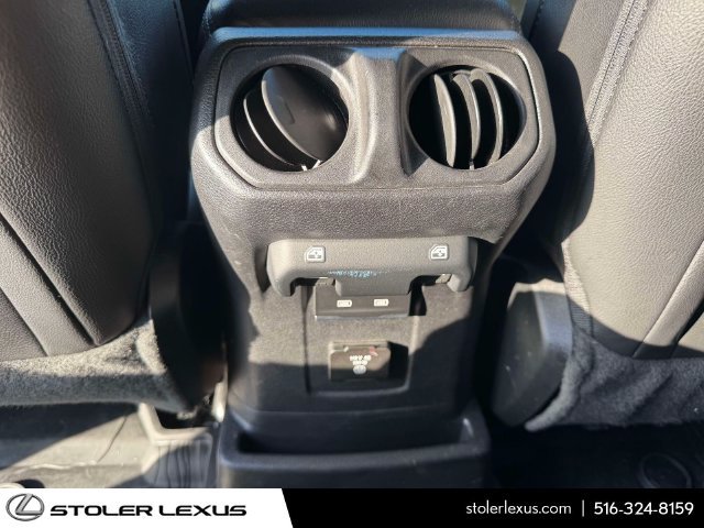 Used 2021 Jeep Wrangler Unlimited Sahara AWD/4WD image 17