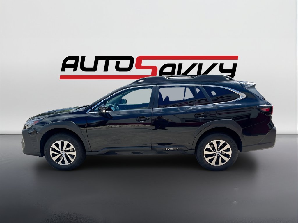 Used 2025 Subaru Outback Premium AWD/4WD image 4
