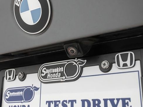 Used 2022 BMW 330i Sedan w/ Premium Package RWD image 10