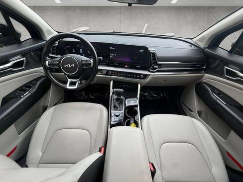 Used 2023 Kia Sportage EX FWD image 22