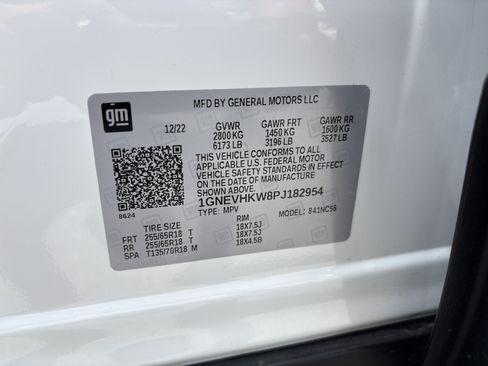 Used 2023 Chevrolet Traverse LT AWD/4WD image 36