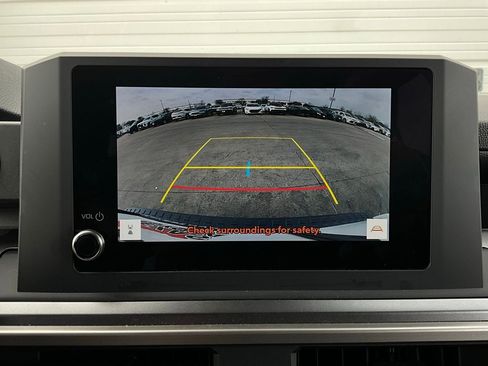 Used 2025 Toyota 4Runner SR5 image 30