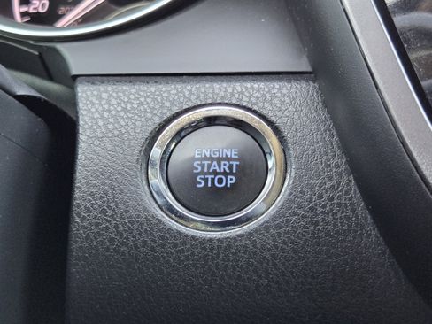 Used 2024 Toyota Camry XLE FWD image 17