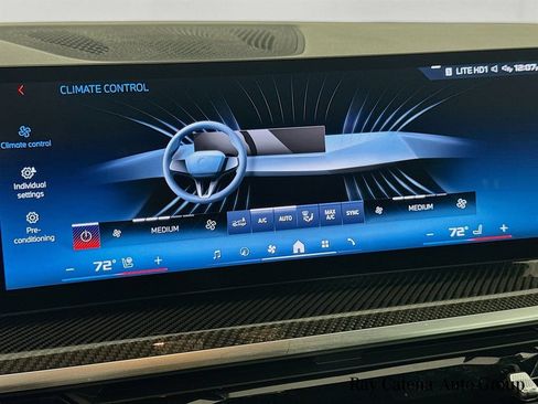 Used 2024 BMW X7 M60i w/ Executive Package AWD/4WD image 16